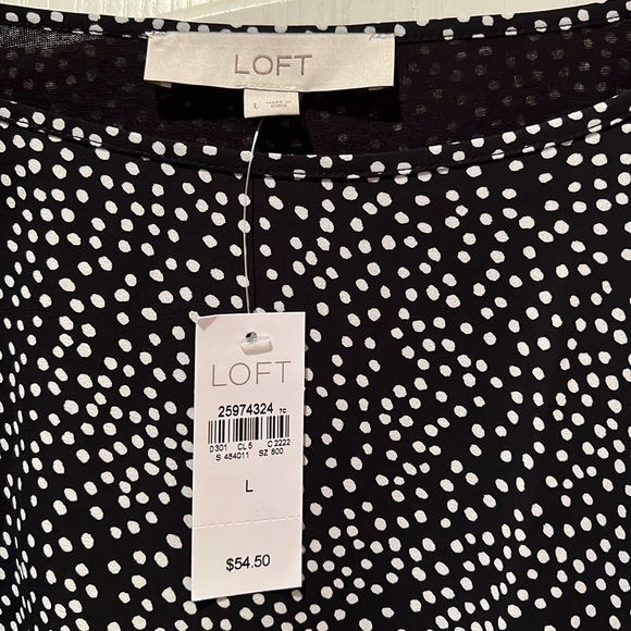 Loft pull over top - Picture 2 of 3